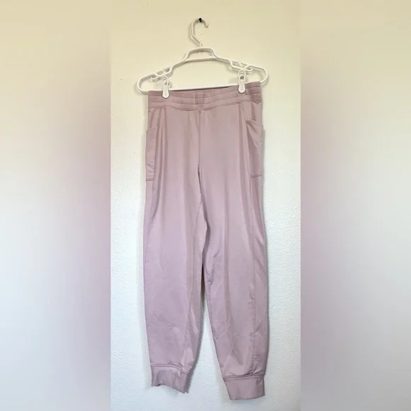 On the Go Cold Weather Jogger Fabletics (M) - Picture 4 of 7